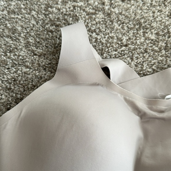 Lululemon Enlite Bra - Picture 2 of 8